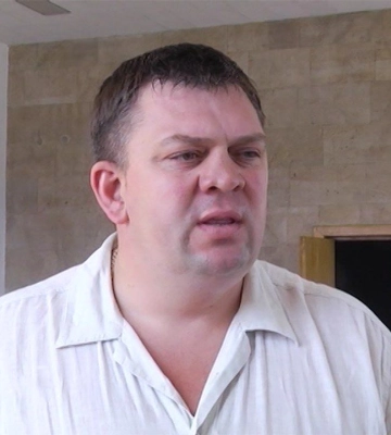 У Рівному затримали директора тубдиспансеру і повезли у столицю