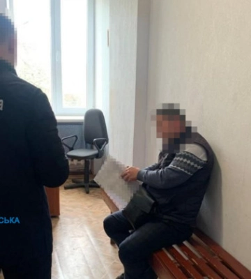 Закупка газа по завышенным ценам подозревается начальник отдела образования поселкового совета на Днепропетровщине