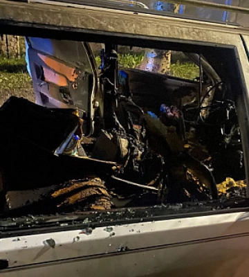В Кривом Роге пылал автомобиль