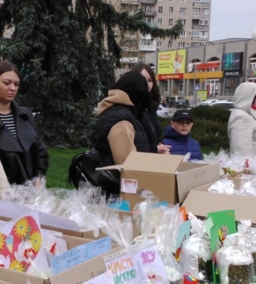 Ковельчани зібрали 800 пасок для оборонців Бахмута