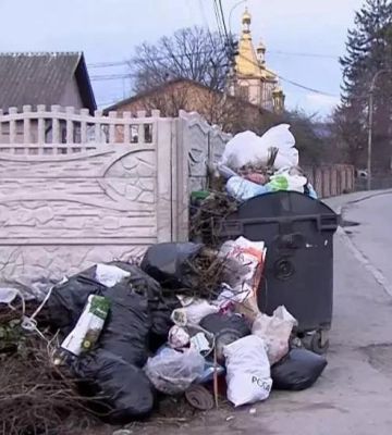 У громаді на Полтавщині перенесли вивіз сміття через негоду