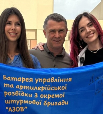 Ситуацію врятував Ребров. MamaRika з зірками футболу зібрала величезну суму на дрони для Азова