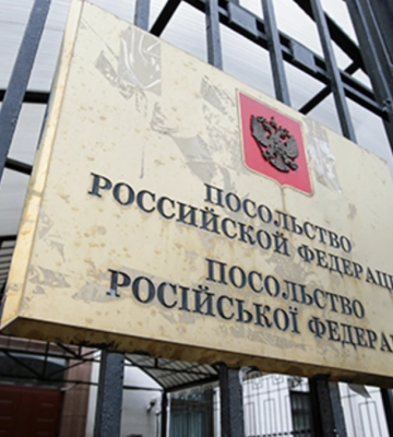 &quot;Также есть земля под посольством&quot;: в Кремле прокомментировали разрыв договора аренды Киевсоветом