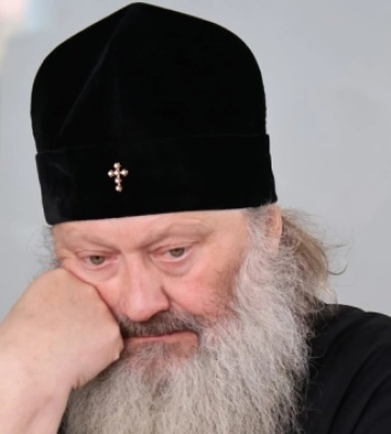 Суд залишив митрополита УПЦ МП Павла під домашнім арештом