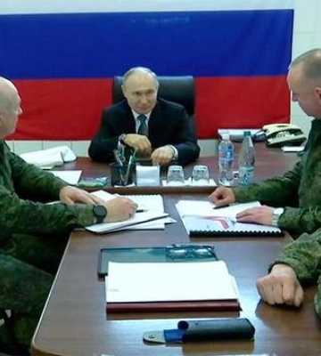 Ослабило позиции Шойгу: почему министра не было с Путиным во время визита на оккупированные территории