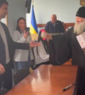 Митрополит УПЦ МП Павел хотел подарить судьям и прокурору пасхальные яйца