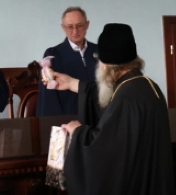 Апеляційний суд залишив митрополита УПЦ МП Павла під домашнім арештом
