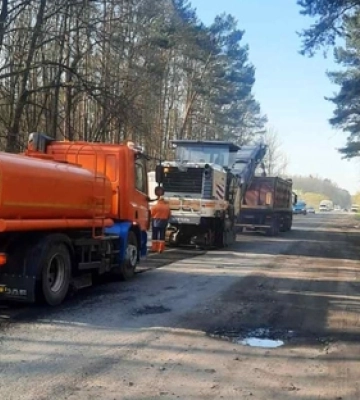 Рух – у реверсному режимі: між Дачним і Ківерцями ремонтують дорогу 