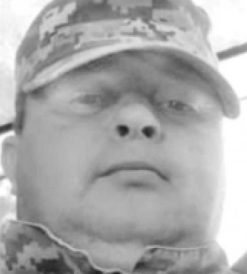 До Нововолинська траурний кортеж із тілом загиблого військового