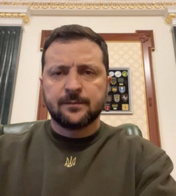 Зараз усім нам треба зберігати єдність, мобілізованість і повну концентрацію на обороні – звернення Президента України