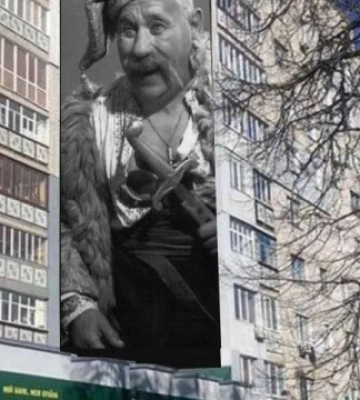 У Прилуках на Чернігівщині створюють мурал з актором Миколою Яковченком