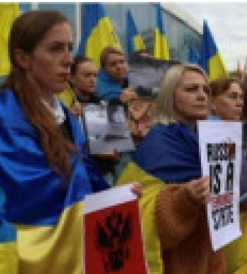 Украинцы устроили протест в Лиссабоне на фоне приезда президента Бразилии