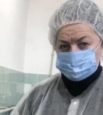 Лікарка з Волині передала власне авто на потреби ЗСУ
