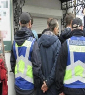 Суд відправив чотирьох учасників хуліганських дій на території Лаври під цілодобовий домашній арешт