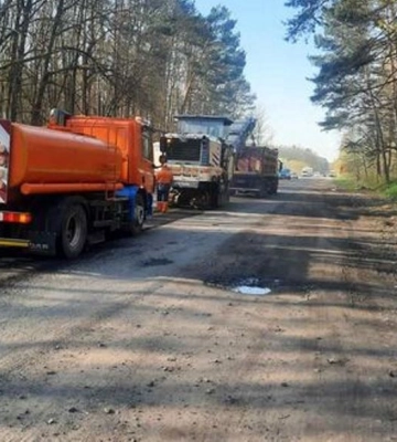 Волинські дорожники розпочали ремонт автодороги Дачне – Ківерці