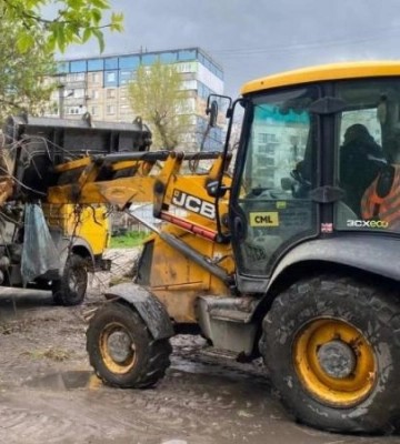 Озеленення алеї на полігоні, прибирання стихійного сміттєзвалища: інспекційний об’їзд чергового по місту
