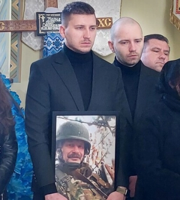 В Тернополе простились с экс-нардепом Олегом Барной В Тернополе простились с экс-нардепом Олегом Барной
