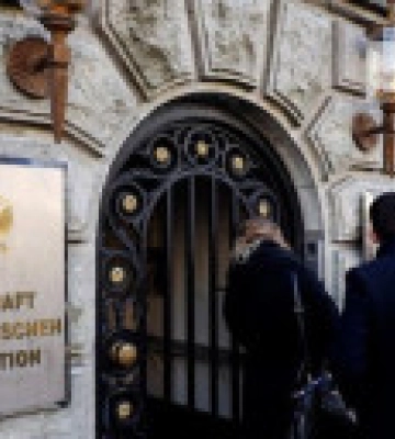 Німеччина масово висилає російських дипломатів. мзс рф пообіцяло &quot;дзеркальну&quot;  відповідь