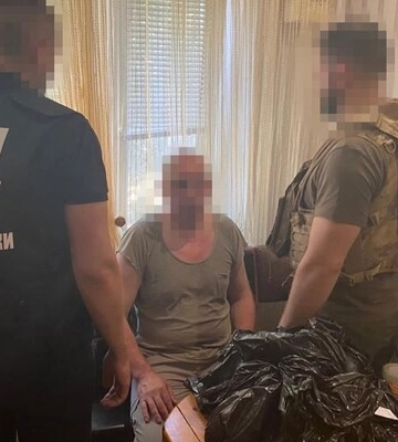 В Донецкой области СБУ разоблачила 9 изменников и обнаружила схрон с российским оружием