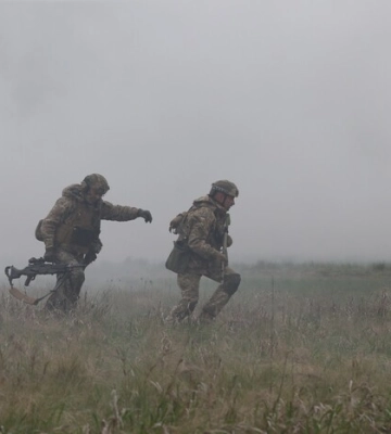 Ворог зосереджує основні зусилля на трьох напрямках, ЗСУ відбили 58 атак. Найзапекліші бої тривають за Бахмут та Мар’їнку, - Генштаб
