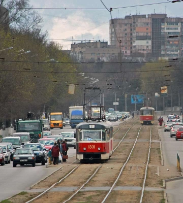 У Дніпрі громадський транспорт працює за розкладом. Де дізнатися