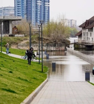 Паводок в Києві: який рівень води в річці Дніпро сьогодні