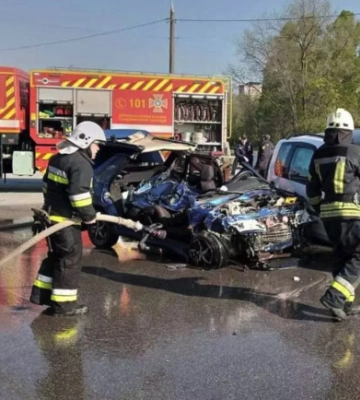 У Запоріжжі на Набережній сталася серйозна ДТП: серед постраждалих підлітки