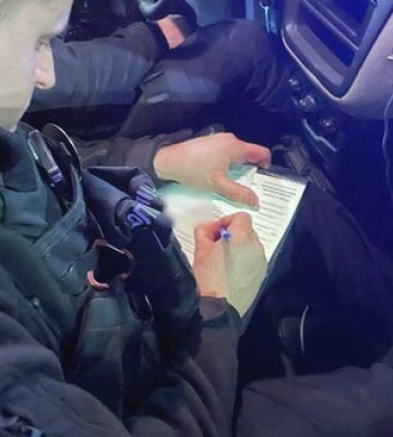 &quot;Автомат теж можна прокачати і протюнити&quot;: в Києві роздавали повістки &quot;дрифтерам&quot;