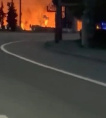 В Киеве вспыхнул пожар: что стало причиной