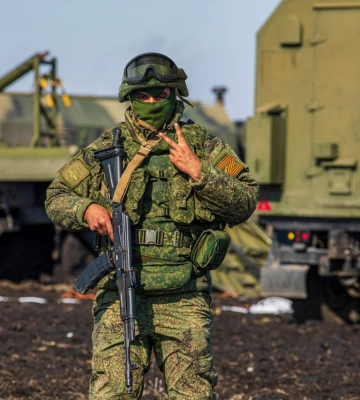 На лівобережжі Херсонщини військові РФ відбирають в місцевих жителів катери — Центр спротиву