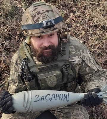 Військовий з Рівненщини показав, як «віддячує» росіянам за обстріл Сарн