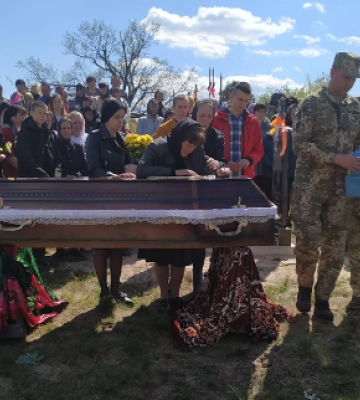 Понад рік вважали зниклим безвісти: на Волині попрощалися із Володимиром Андреєвим