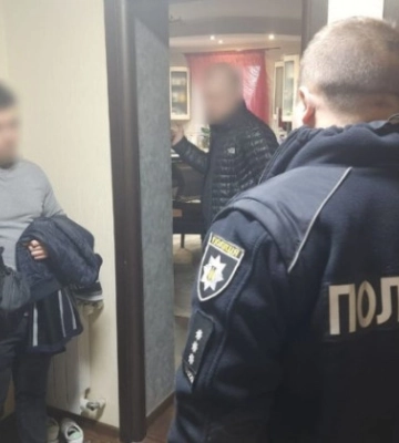 Подделка медицинских справок: в Хмельницкой области разоблачили преступную группу врачей, которую возглавлял глава комиссии