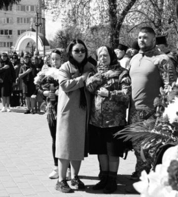 У Луцьку провели в останню дорогу загиблого Героя Руслана Собуцького