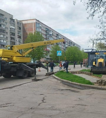 В Лозовій обвалився колектор: понад 6 тис. людей без води