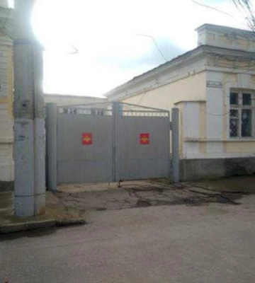 Паники нет - в Мелитопольском районе на здании военкомата установили наблюдательный пункт 