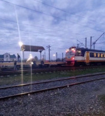 У Бучі двоє людей травмувались під час руху електропотяга