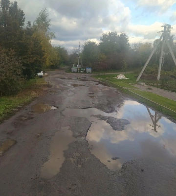 У Полтаві зареєстрували петицію щодо ремонту доріг в мікрорайоні Івонченці
