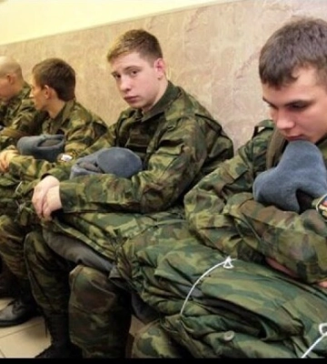 В Запорожской области оккупанты включили в военный реестр РФ 14-летних подростков