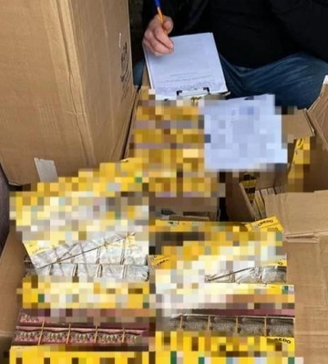 На Рівненщині викрили схему продажу фальсифікованих цигарок, вилучено &quot;товару&quot; на пів мільйона гривень