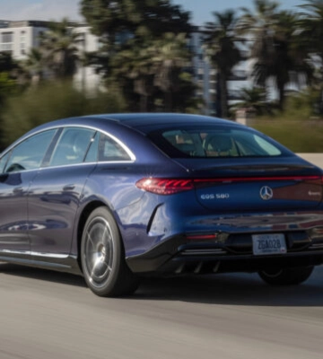 Mercedes-Benz представив розкішний електричний седан (Фото)