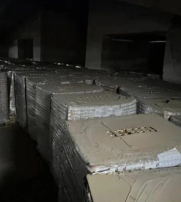На Львівщині БЕБ виявило нелегальний склад гуманітарної допомоги