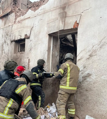 Ракетный удар по Купянску: погибла директор музея и ее зам (фото, видео с места событий)