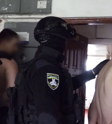 На Полтавщині чотирьох чоловіків викрили в інтернет-шахрайстві на продажі авто
