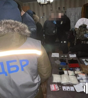 Отримували до 10 млн грн: учасники наркосиндикату з Дніпра очікують на суд