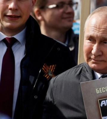 «Система дает сбой». Элиты говорят о ликвидации Путина, парад в изоляции усугубит страх россиян — интервью с Кошелем о ситуации в России «Система дает сбой». Элиты говорят о ликвидации Путина, парад в изоляции усугубит страх россиян — интервью с Кошелем о ситуации в России