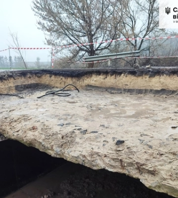 У Луцькому районі ремонтують шестиметровий залізобетонний міст 