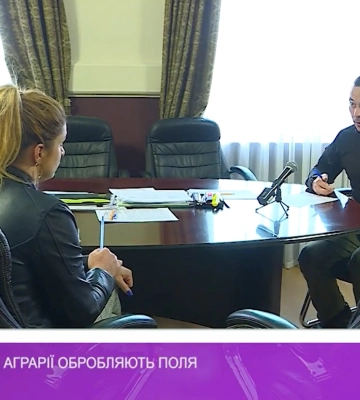 Закарпатські аграрії обробляють поля (ВІДЕО)