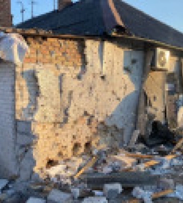 Окупанти надвечір обстріляли Дніпропетровщину: постраждали дві літні жінки