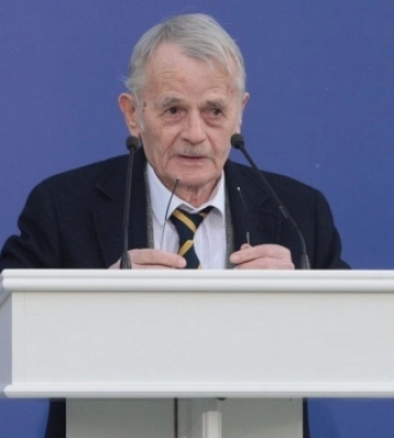Джемілєв: Кримськотатарській нації загрожує знищення, якщо півострів залишиться під окупацією